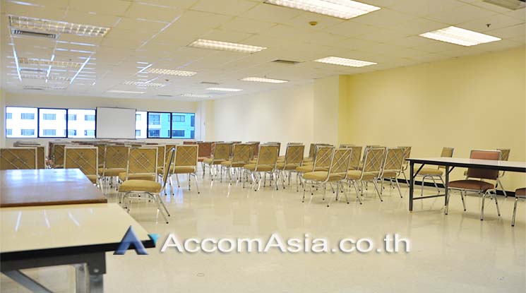  1  Studio Office Space For Rent in Sukhumvit ,Bangkok MRT Sukhumvit - BTS Asok at BB Building AA13692